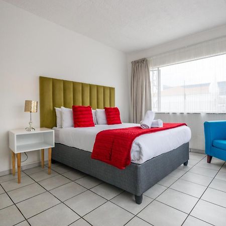 Safi Luxury Apartment 2 East London Ngoại thất bức ảnh