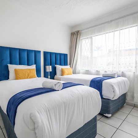 Safi Luxury Apartment 2 East London Ngoại thất bức ảnh